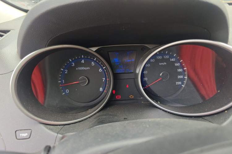 Used Hyundai ix35 2013 2.0L Manual 2WD Comfort GL China IV Standard Odometer Close Up