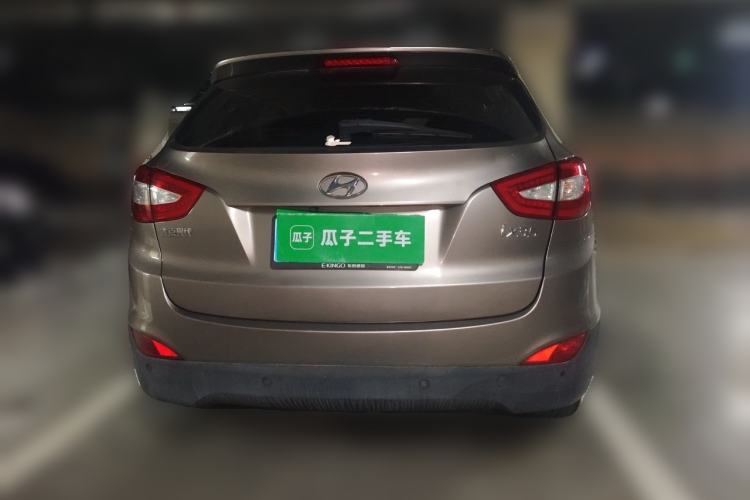 Used Hyundai ix35 2013 2.0L Automatic Two-Wheel Drive Smart GLS China IV Standard Rear