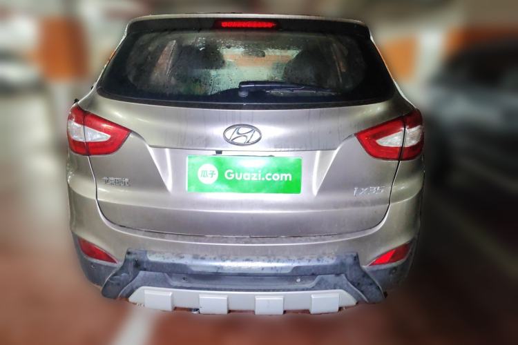 Used Hyundai ix35 2013 2.0L Automatic Two-Wheel Drive Smart GLS China IV Standard Rear