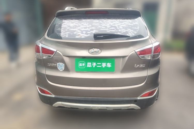 Used Hyundai ix35 2013 2.0L Manual Two-Wheel Drive Comfort GL China V Standard Rear