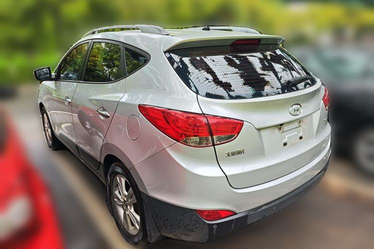 Used Hyundai ix35 2013 2.0L Automatic Two-Wheel Drive Smart GLS China IV Standard Rear Left 45 Deg