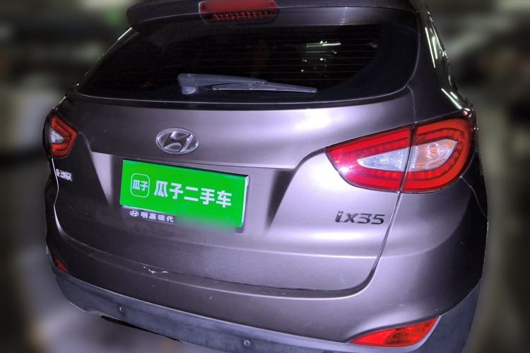 Used Hyundai ix35 2013 2.0L Automatic Two-Wheel Drive Smart GLS China IV Standard Rear