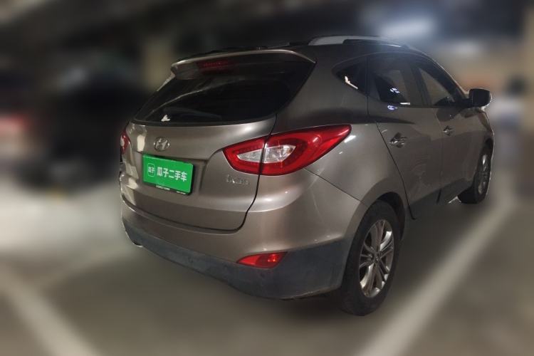 Used Hyundai ix35 2013 2.0L Automatic Two-Wheel Drive Smart GLS China IV Standard Rear Right 45 Deg