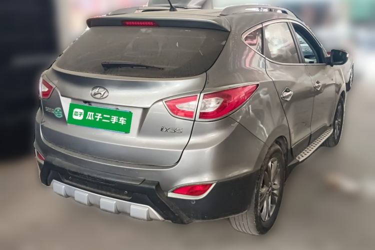 Used Hyundai ix35 2013 2.0L Automatic Two-Wheel Drive Smart GLS China IV Standard Rear Right 45 Deg