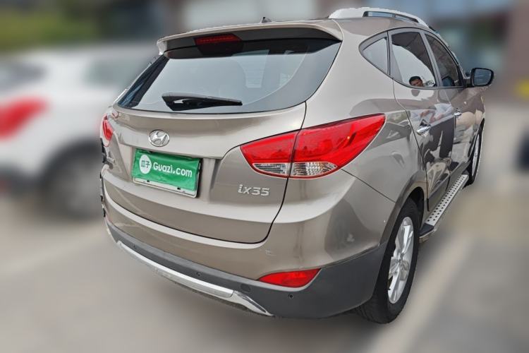 Used Hyundai ix35 2013 2.0L Automatic Two-Wheel Drive Smart GLS China IV Standard Rear Right 45 Deg