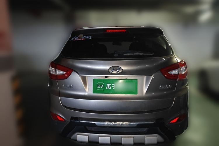 Used Hyundai ix35 2013 2.0L Automatic Two-Wheel Drive Smart GLS China IV Standard Rear