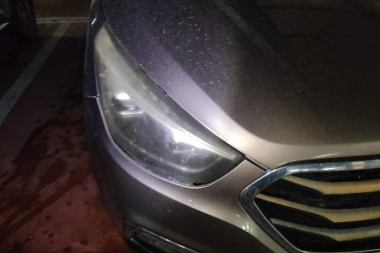 Used Hyundai ix35 2013 2.0L Automatic Two-Wheel Drive Smart GLS China IV Standard Right Front Headlight