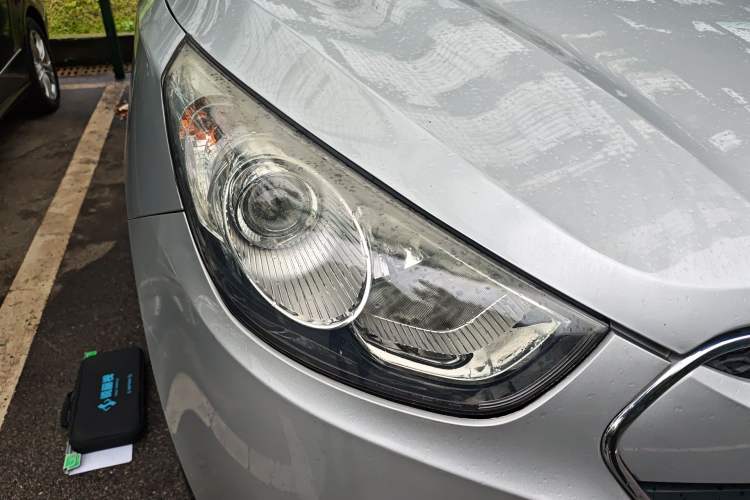 Used Hyundai ix35 2013 2.0L Automatic Two-Wheel Drive Smart GLS China IV Standard Right Front Headlight
