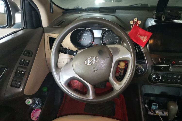 Used Hyundai ix35 2013 2.0L Automatic 2WD Comfort GL China IV Standard Steering Wheel