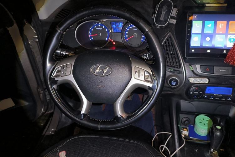 Used Hyundai ix35 2013 2.0L Automatic 4x4 Intelligent GLS China IV Standard Steering Wheel