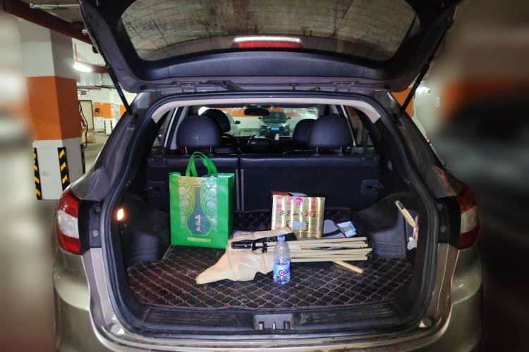 Used Hyundai ix35 2013 2.0L Automatic Two-Wheel Drive Smart GLS China IV Standard Trunk