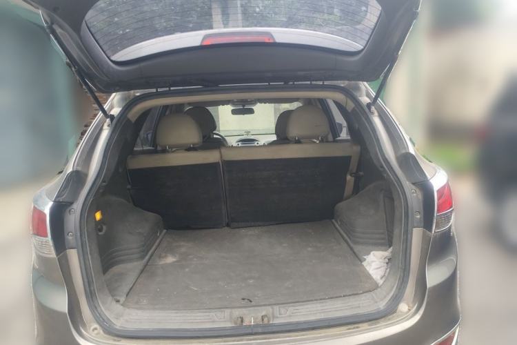 Used Hyundai ix35 2013 2.0L Manual Two-Wheel Drive Comfort GL China V Standard Trunk