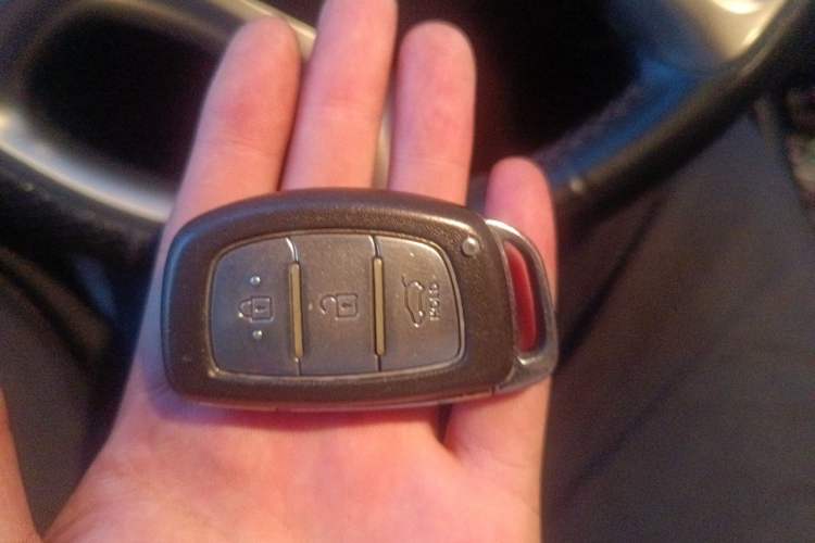 Used Hyundai ix35 2013 2.0L Automatic Two-Wheel Drive Smart GLS China IV Standard Vehicle Key