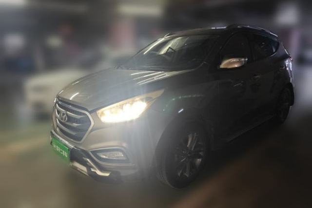 Used Hyundai ix35 2013 2.0L Automatic Two-Wheel Drive Smart GLS China IV Standard