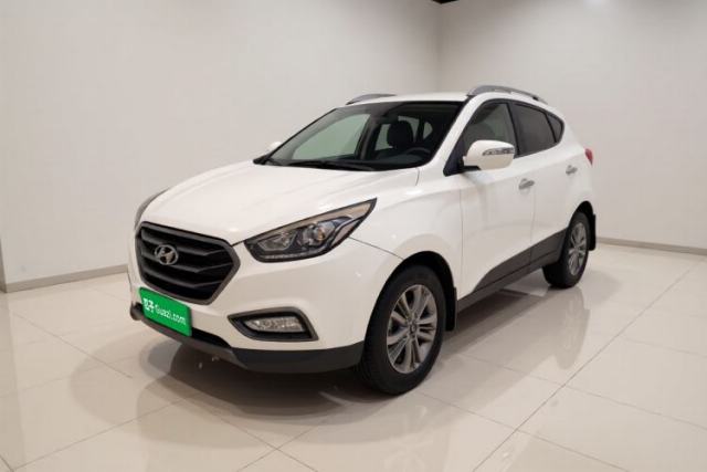 Używany Hyundai ix35 2013 2.0L Automatic Two-Wheel Drive Smart GLS China IV Standard