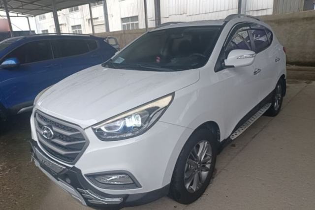 Hyundai ix35 2013 2.0L Automatic Two-Wheel Drive Smart GLS China IV Standard с пробегом