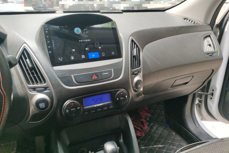 Used Hyundai ix35 2013 2.0L Automatic Two-Wheel Drive Smart GLS China IV Standard Audio And AC Panel