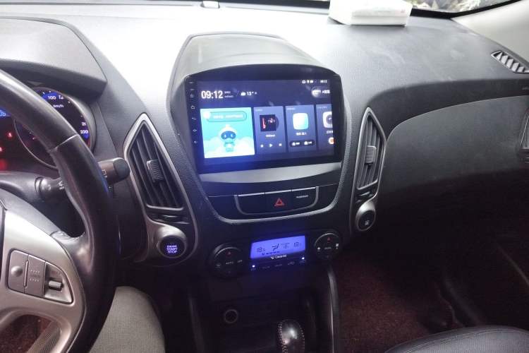 Used Hyundai ix35 2013 2.0L Automatic Two-Wheel Drive Smart GLS China IV Standard Audio And AC Panel