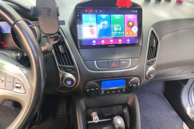 Used Hyundai ix35 2013 2.0L Automatic Two-Wheel Drive Smart GLS China IV Standard Audio And AC Panel