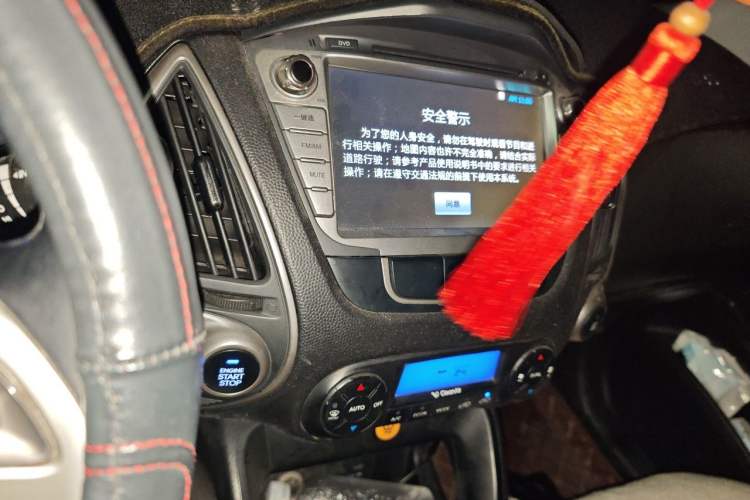 Used Hyundai ix35 2013 2.0L Automatic Two-Wheel Drive Smart GLS China IV Standard Audio And AC Panel