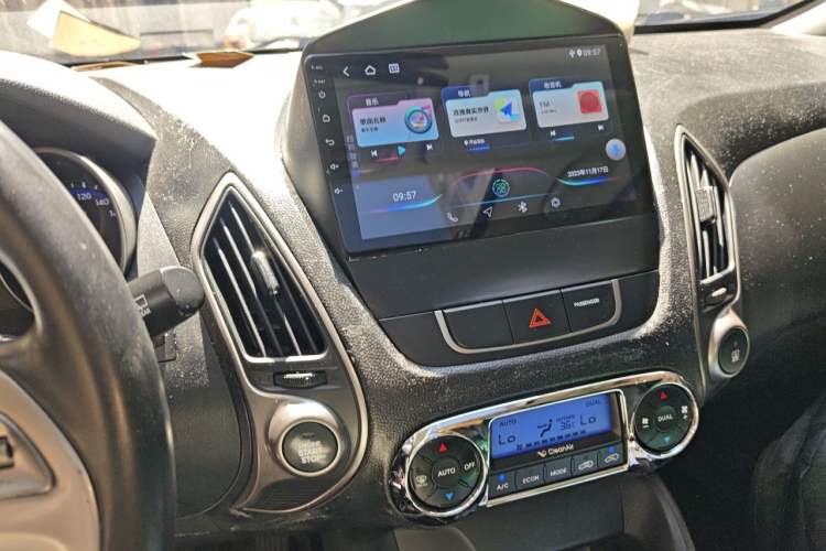 Used Hyundai ix35 2013 2.0L Automatic Two-Wheel Drive Smart GLS China IV Standard Audio And AC Panel