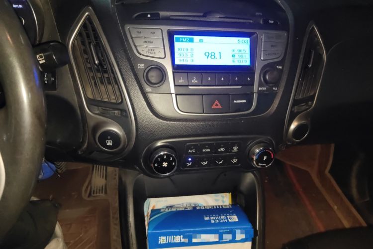 Used Hyundai ix35 2013 2.0L Manual 2WD Comfort GL China IV Standard Audio And AC Panel