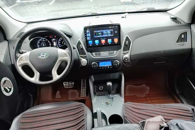 Used Hyundai ix35 2013 2.4L Automatic Two-Wheel Drive Leading GLX China V Standard Center Console