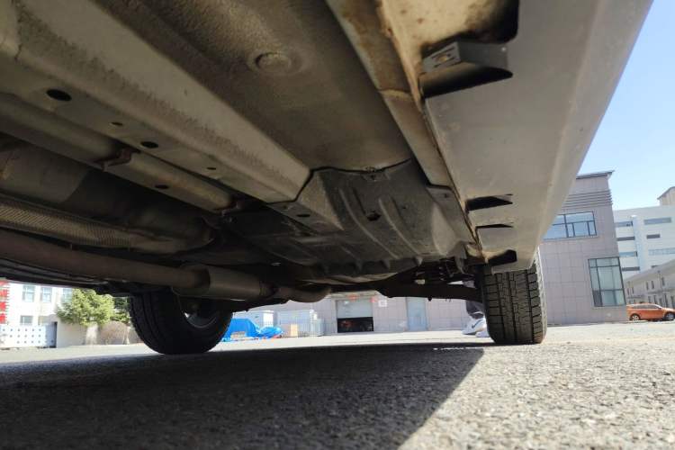 Used Hyundai ix35 2013 2.0L Automatic 2WD Comfort GL China IV Standard Chassis Front Left