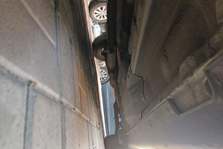 Used Hyundai ix35 2013 2.0L Automatic Two-Wheel Drive Comfort GL China V Standard Chassis Front Left