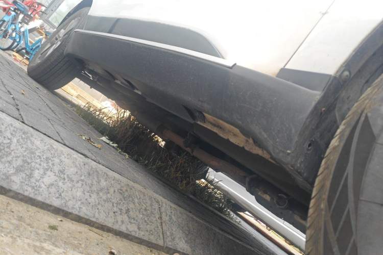 Used Hyundai ix35 2013 2.0L Automatic Two-Wheel Drive Smart GLS China IV Standard Chassis Front Right