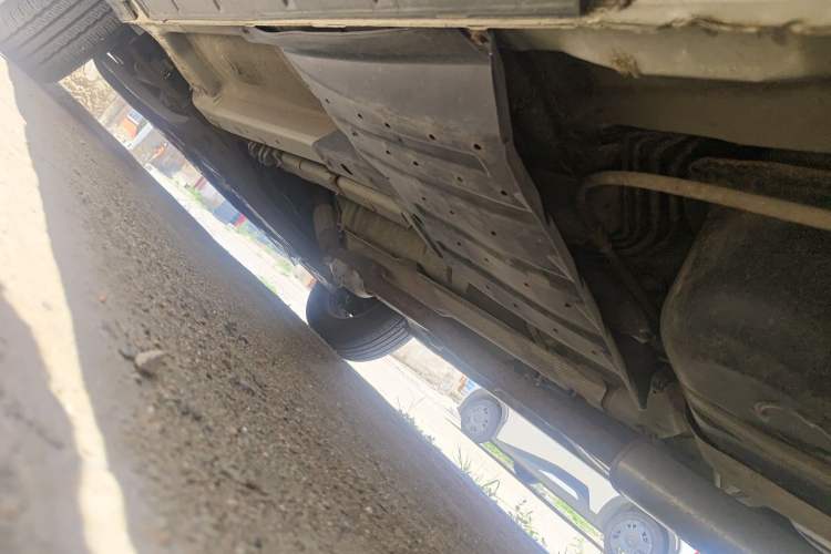 Used Hyundai ix35 2013 2.0L Automatic 2WD Comfort GL China IV Standard Chassis Rear Left