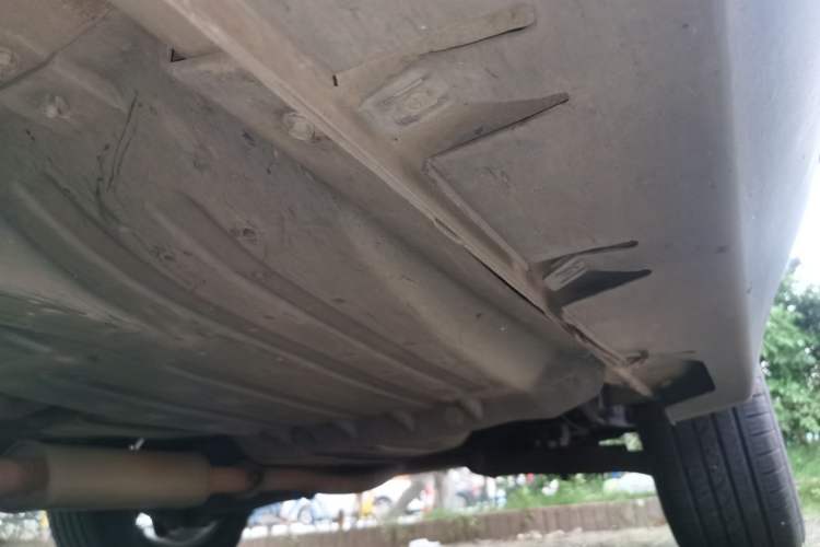 Used Hyundai ix35 2013 2.0L Automatic Two-Wheel Drive Smart GLS China IV Standard Chassis Rear Left