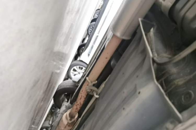 Used Hyundai ix35 2013 2.0L Automatic Two-Wheel Drive Smart GLS China IV Standard Chassis Rear Right
