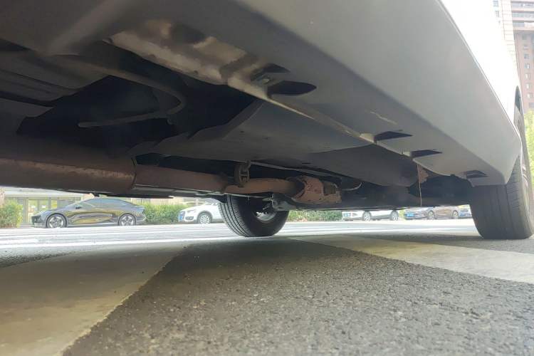 Used Hyundai ix35 2013 2.0L Automatic Two-Wheel Drive Smart GLS China IV Standard Chassis Rear Right