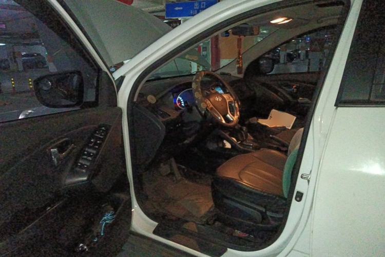 Used Hyundai ix35 2013 2.0L Automatic Two-Wheel Drive Smart GLS China IV Standard Driver Seat