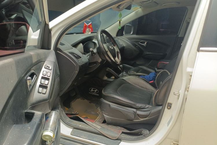 Used Hyundai ix35 2013 2.0L Automatic 2WD Comfort GL China IV Standard Driver Seat