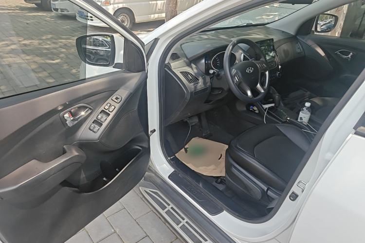 Used Hyundai ix35 2013 2.0L Automatic Two-Wheel Drive Comfort GL China V Standard Driver Seat