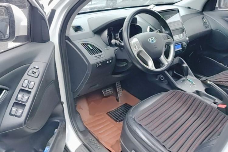 Used Hyundai ix35 2013 2.4L Automatic Two-Wheel Drive Leading GLX China V Standard Driver Seat
