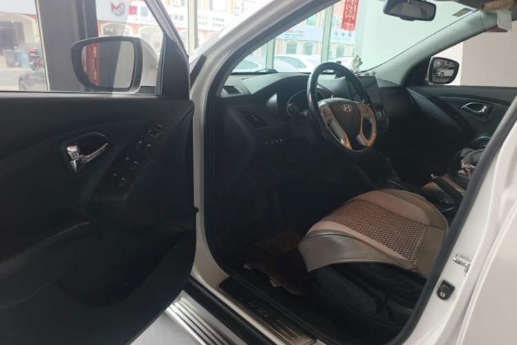 Used Hyundai ix35 2013 2.0L Automatic 4x4 Smart GLS China V Standard Driver Seat