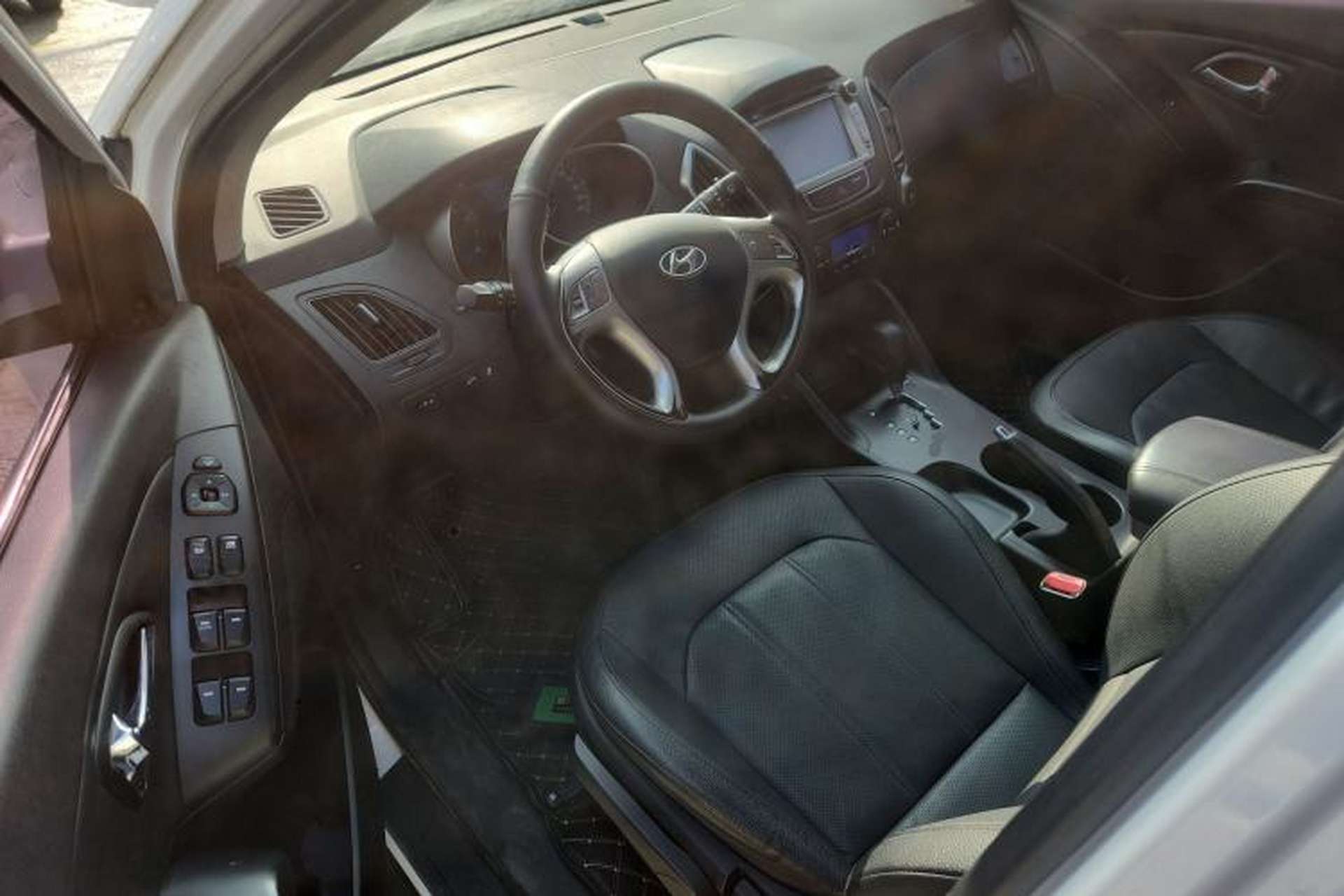 Used Hyundai ix35 2013 2.0L Automatic Two-Wheel Drive Smart GLS China V Standard Driver Seat