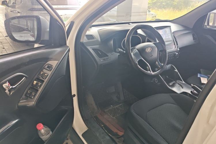 Used Hyundai ix35 2013 2.0L Automatic 2WD Comfort GL China IV Standard Driver Seat