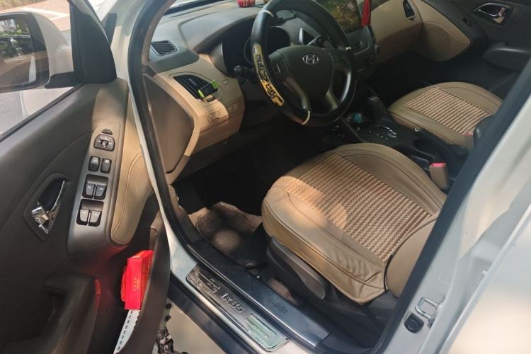 Used Hyundai ix35 2013 2.0L Automatic Two-Wheel Drive Smart GLS China V Standard Driver Seat