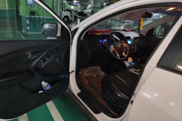 Used Hyundai ix35 2013 2.0L Manual 2WD Comfort GL China IV Standard Driver Seat