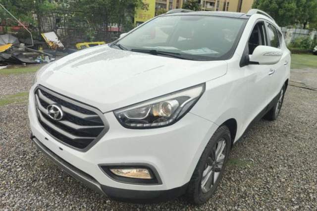 Used Hyundai ix35 2013 2.0L Automatic Two-Wheel Drive Smart GLS China IV Standard