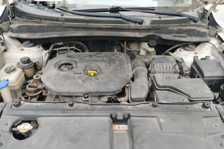 Used Hyundai ix35 2013 2.0L Automatic Two-Wheel Drive Smart GLS China IV Standard Engine Bay