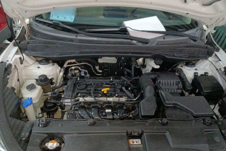 Used Hyundai ix35 2013 2.0L Automatic Two-Wheel Drive Comfort GL China V Standard Engine Bay