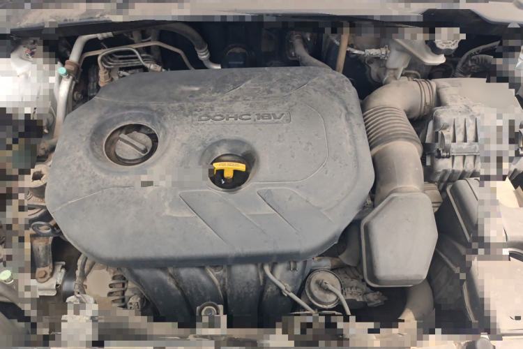 Used Hyundai ix35 2013 2.0L Automatic Two-Wheel Drive Smart GLS China IV Standard Engine Bay