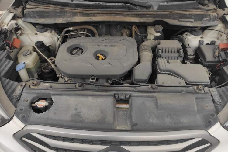Used Hyundai ix35 2013 2.0L Automatic 2WD Comfort GL China IV Standard Engine Bay