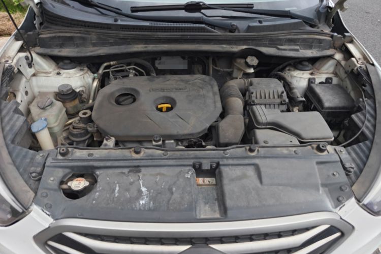 Used Hyundai ix35 2013 2.0L Manual 2WD Comfort GL China IV Standard Engine Bay
