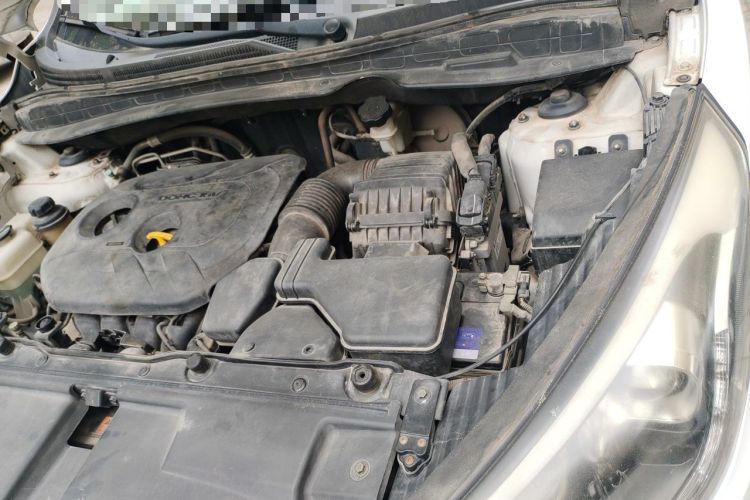 Used Hyundai ix35 2013 2.0L Automatic Two-Wheel Drive Smart GLS China IV Standard Engine Bay Left